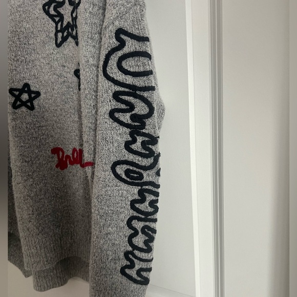 Free Generation - Boutique Acrylic Decal Sweater - Picture 5 of 7